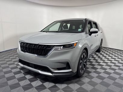 Used 2022 Kia Carnival EX