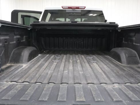 Used 2024 GMC Sierra 2500 AT4 w/ AT4 Premium Plus Package AWD/4WD image 30