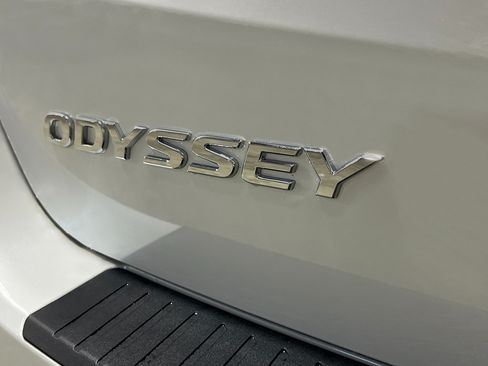 New 2026 Honda Odyssey Touring image 6