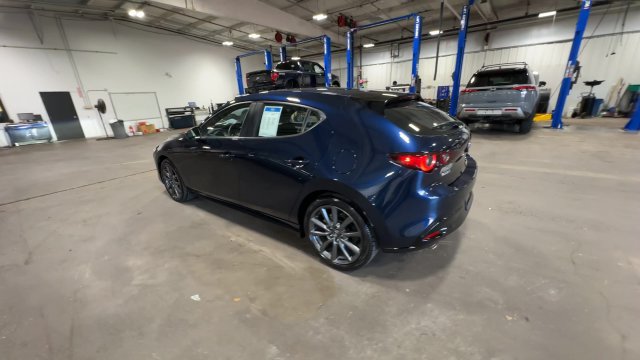 Used 2023 MAZDA MAZDA3 s FWD image 8