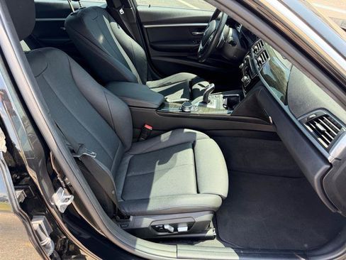Used 2018 BMW 330i Sedan RWD image 7