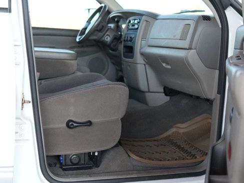 Used 2004 Dodge Ram 2500 Truck SLT w/ Trailer Tow Group image 12