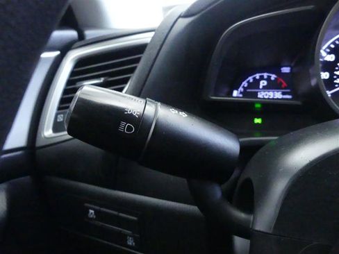 Used 2017 MAZDA MAZDA3 Sport w/ Preferred Equipment Package image 17