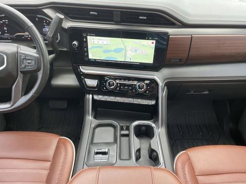 Used 2024 GMC Sierra 2500 Denali Ultimate image 21