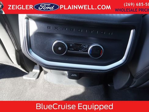 Used 2025 Ford Expedition Max Active image 17