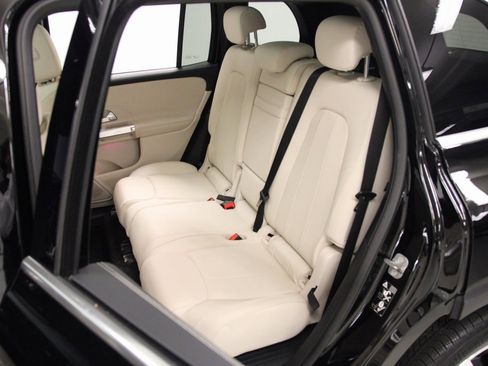 Certified 2025 Mercedes-Benz GLB 250 4MATIC image 20