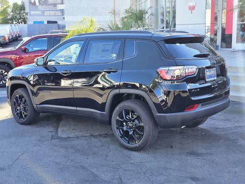 New 2026 Jeep Compass Latitude image 5