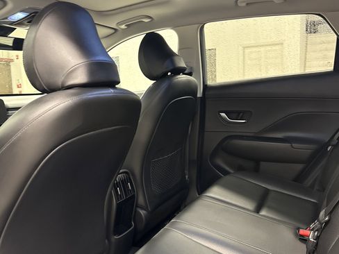 Used 2024 Hyundai Kona Limited image 14