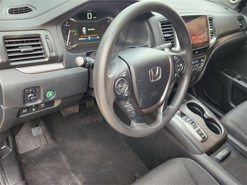 Certified 2020 Honda Ridgeline Sport image 2