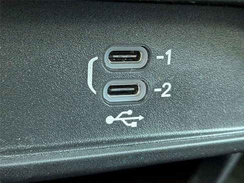 New 2026 Chrysler Voyager LX image 24