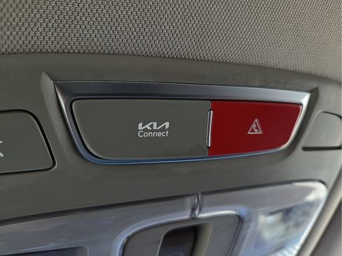 Used 2023 Kia Telluride EX w/ EX Captain's Chair Package FWD image 21