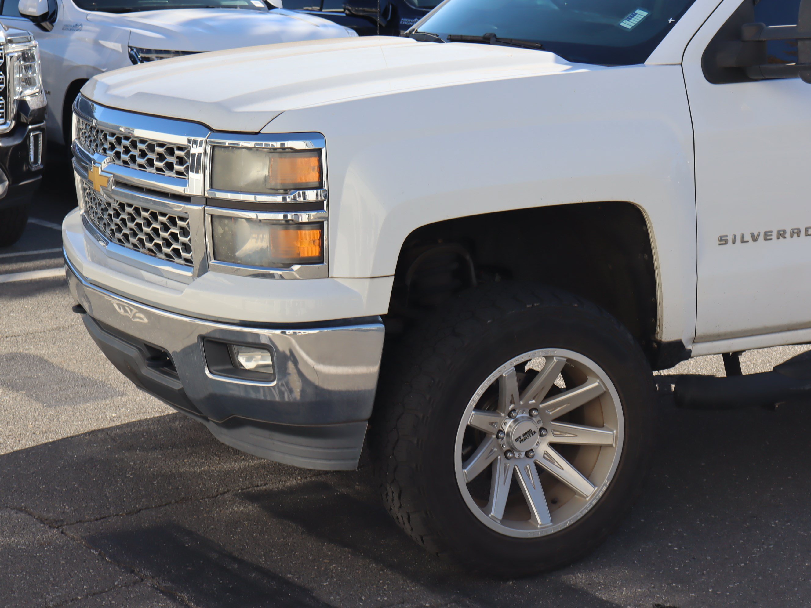 Used 2014 Chevrolet Silverado 1500 LT w/ All Star Edition AWD/4WD image 6