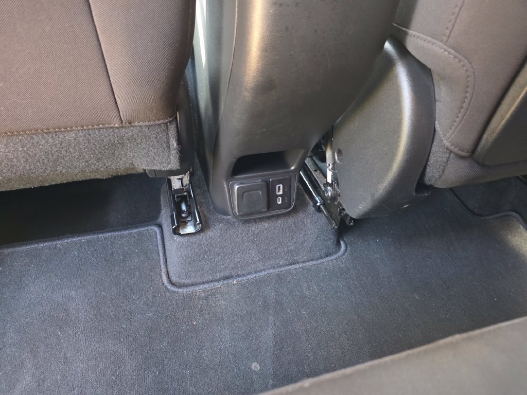 Used 2022 Chevrolet TrailBlazer LT w/ Convenience Package FWD image 18