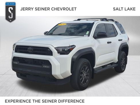 Used 2026 Toyota 4Runner SR5 AWD/4WD image 1