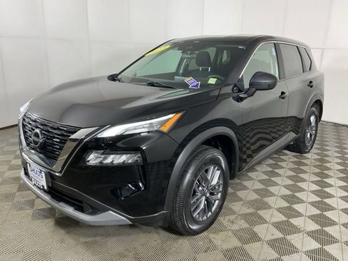 Used 2023 Nissan Rogue S AWD/4WD image 4