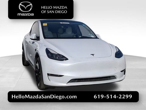 Used 2022 Tesla Model Y Performance image 1