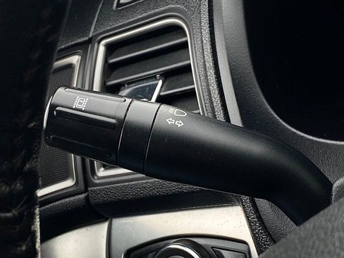 Certified 2018 Ford Explorer XLT w/ Equipment Group 202A image 44