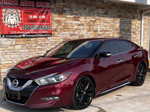 Used 2017 Nissan Maxima SR w/ Midnight Edition FWD image 2