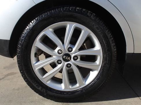 Used 2019 Kia Soul + w/ Audio Package image 11