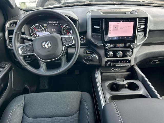 New 2027 RAM 1500 Express AWD/4WD image 13