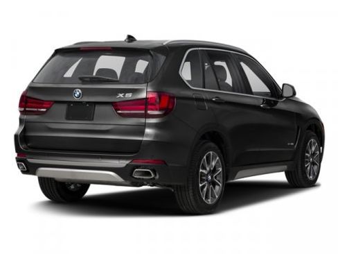 Used 2018 BMW X5 xDrive35i image 2