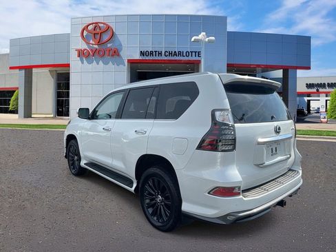 Used 2023 Lexus GX 460 Premium w/ Accessory Package AWD/4WD image 6