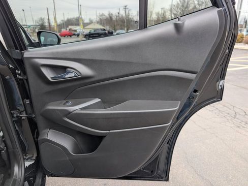 Used 2024 Chevrolet Trax RS image 18