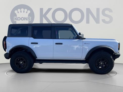 Used 2023 Ford Bronco Wildtrak AWD/4WD image 8