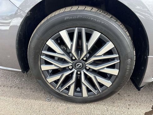 Used 2023 Nissan Altima 2.5 SV w/ SV Premium Package image 8