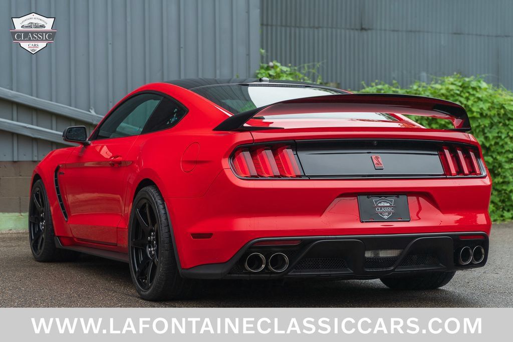 Used 2017 Ford Mustang Shelby GT350R w/ GT350R Equipment Group 920A RWD image 28