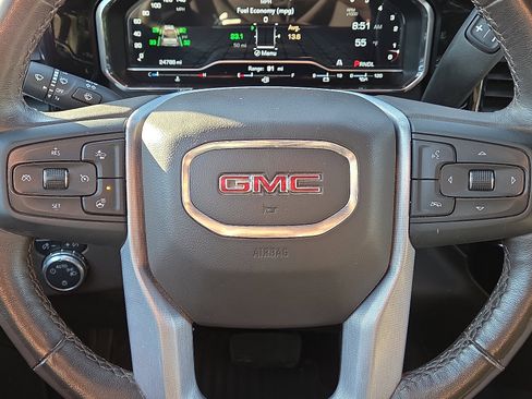 Used 2022 GMC Sierra 1500 SLE image 16