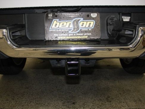 Certified 2022 RAM 1500 Laramie image 7