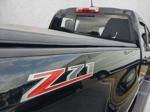 Used 2020 Chevrolet Colorado Z71 image 19