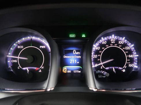 Used 2018 Toyota Avalon Limited image 37