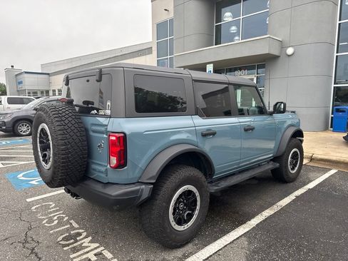 Used 2023 Ford Bronco Black Diamond w/ Sasquatch Package AWD/4WD image 8