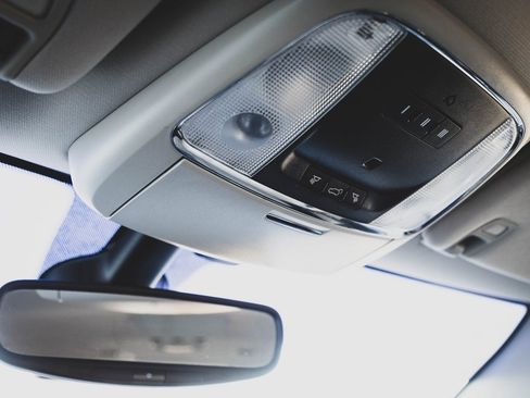 Used 2018 Dodge Durango GT image 18