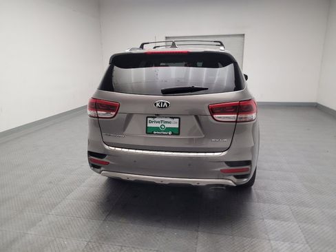 Used 2017 Kia Sorento SX AWD/4WD image 7
