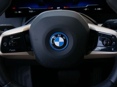 Certified 2024 BMW iX xDrive50 w/ Premium Package AWD/4WD image 30