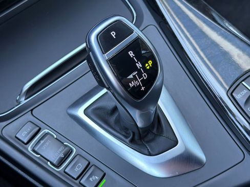 Used 2018 BMW 430i Convertible image 28