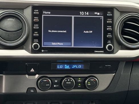 Used 2022 Toyota Tacoma SR5 RWD image 15