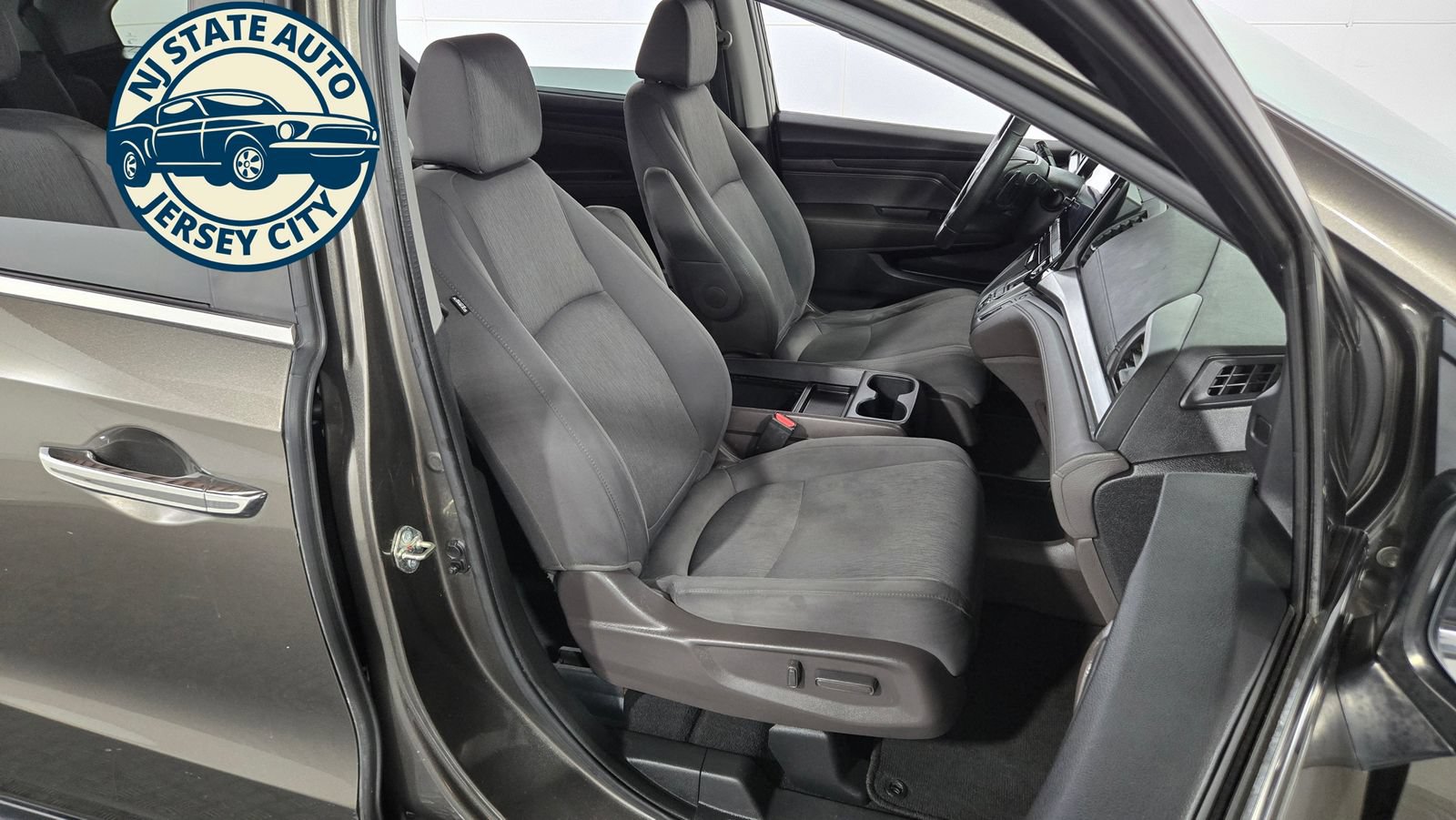 Used 2020 Honda Odyssey EX image 35