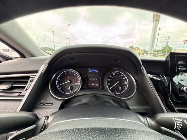 Used 2021 Toyota Camry SE FWD image 15