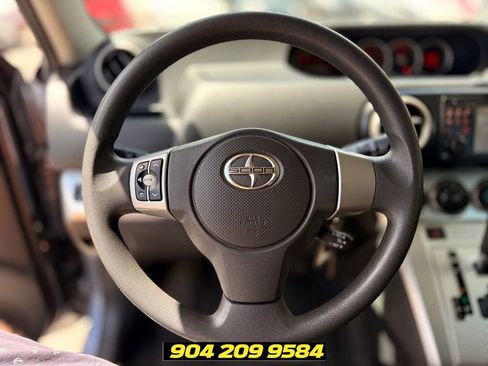 Used 2012 Scion xB FWD image 15