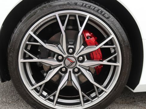 Used 2026 Chevrolet Corvette Stingray Premium Conv RWD image 37