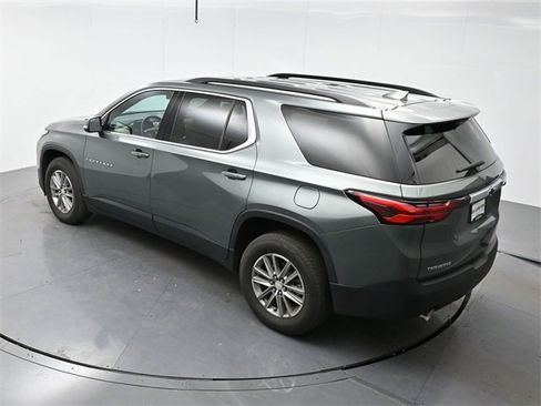 Used 2023 Chevrolet Traverse LT image 39