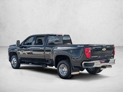 New 2026 Chevrolet Silverado 3500 LTZ w/ LTZ Texas Edition image 7