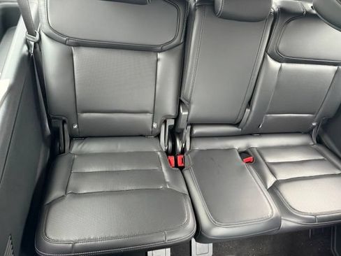Used 2026 Ford Expedition Max Platinum w/ Stealth Appearance Package AWD/4WD image 14