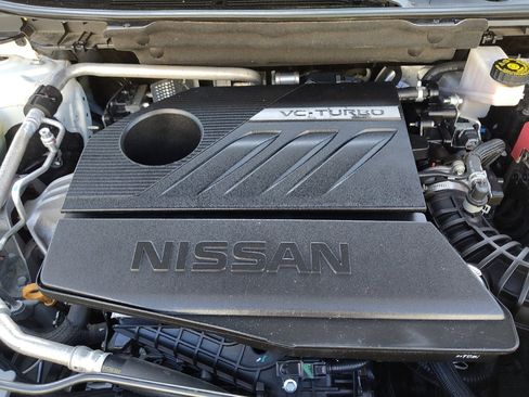 Used 2023 Nissan Rogue S FWD image 30