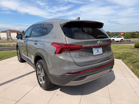 Used 2022 Hyundai Santa Fe SE AWD/4WD image 7