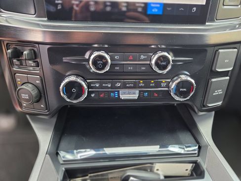 New 2026 Ford F250 Lariat w/ Chrome Package AWD/4WD image 22